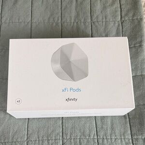 Xfinity xFi Pods Mesh WiFi Extender - White